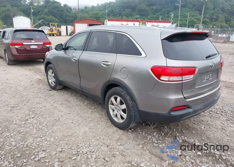 2016 Kia Sorento Lx/L from USA, damaged, VIN 5XYPGDA38GG083692